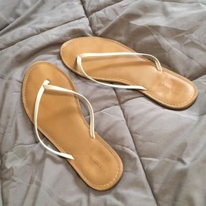 Old Navy Flip Flops